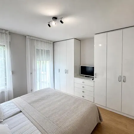Apartament Dumicic *